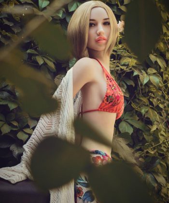 Lisbeth – Blonde Japanese Sex Doll