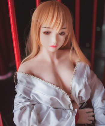 Theresa – Blonde Japanese Sex Doll